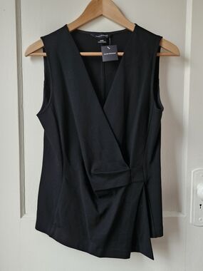 NWT Club Monaco Black Sleeveless Faux-Wrap V-Neck Top